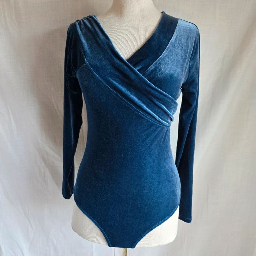 Kittenish Womens Blue Velvet Bodysuit Medium Long Sleeve